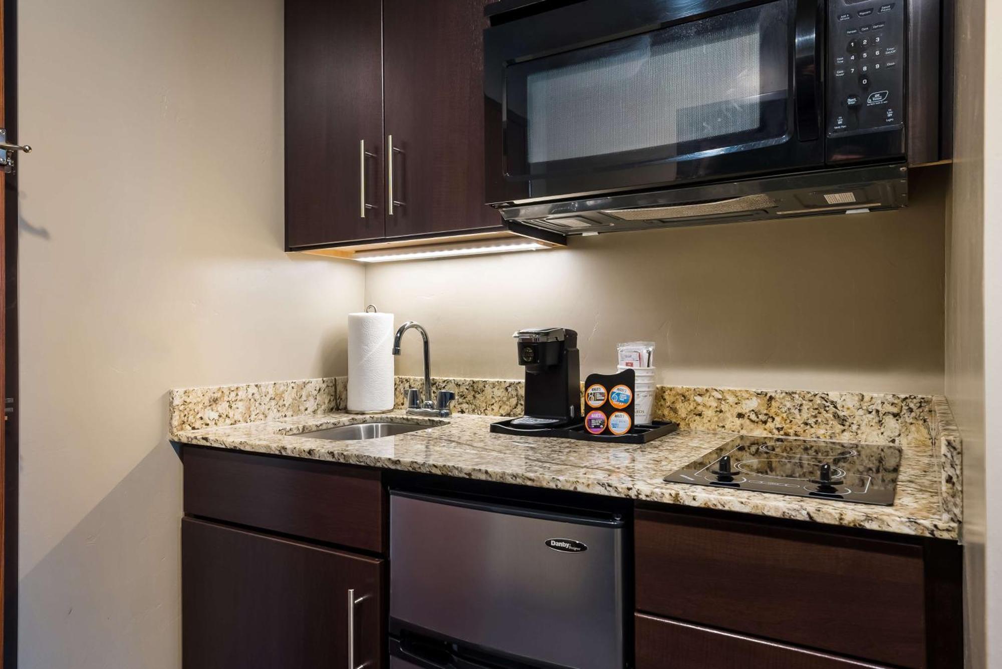Best Western Plus Landmark Hotel Ballard Εξωτερικό φωτογραφία